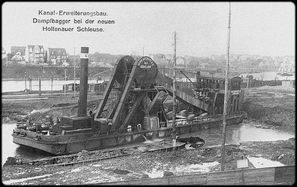 Dampfbagger um 1910