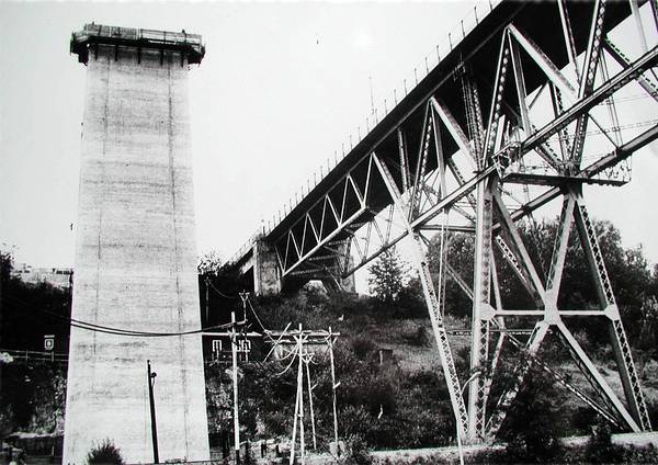Bau der Olympiabrücke